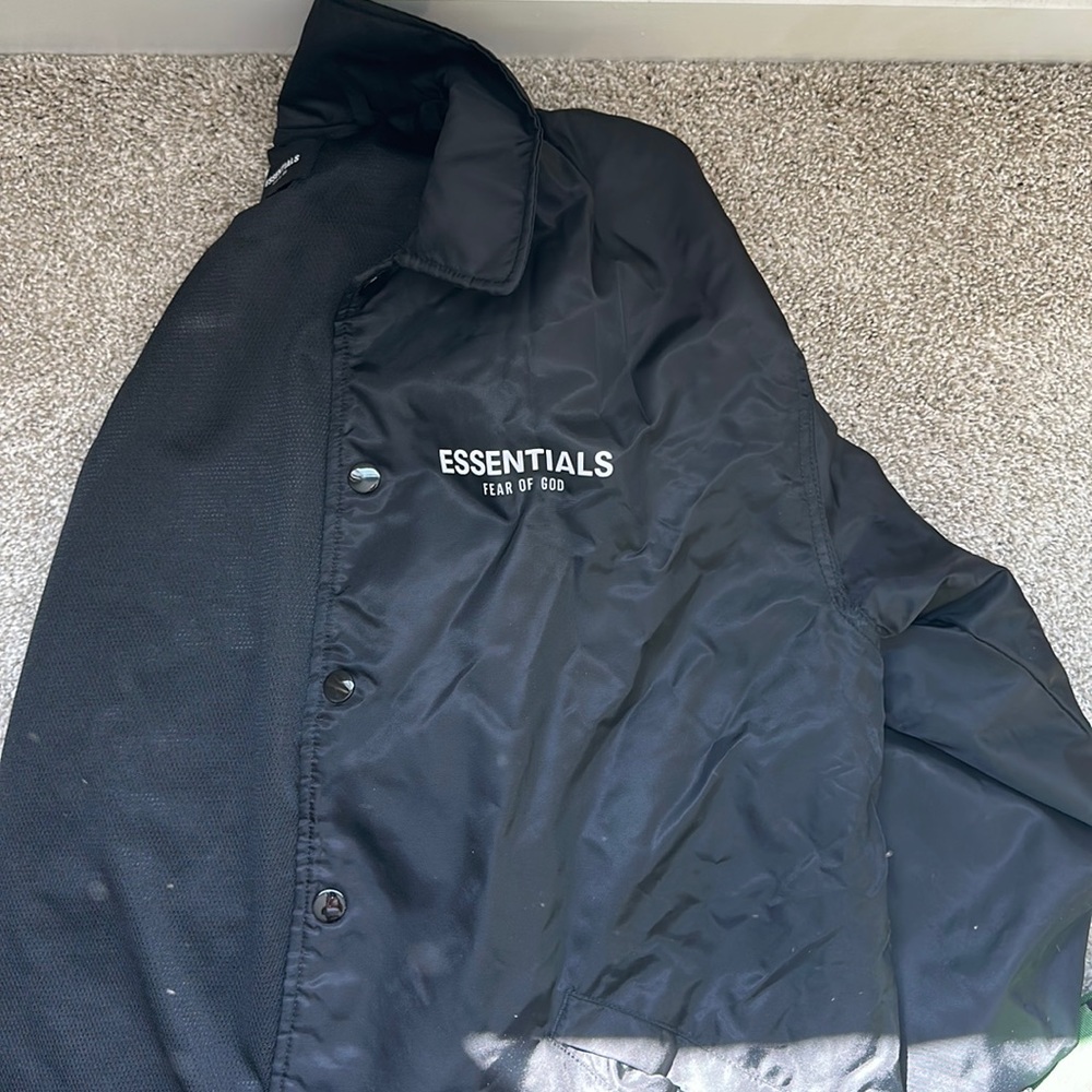 Men’s ESSENTIALS  FEAR OF GOD WINDBREAKER